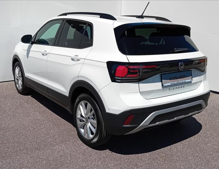 Volkswagen T-Cross 9