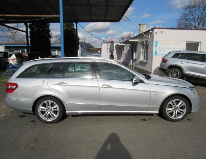 Mercedes-Benz Třídy E Kombi 1,8 l 135 kw