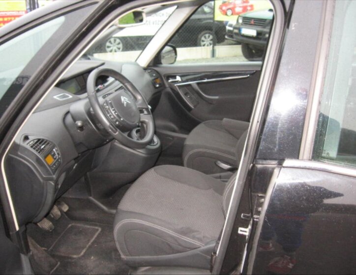 Citroën C4 Picasso 6