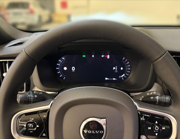 Volvo XC60 SUV / Terénní 2,0 l 184 kw