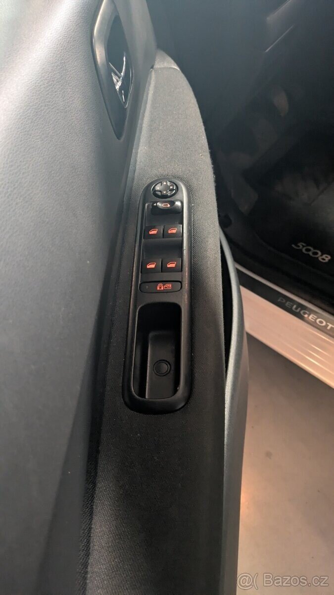 Peugeot 5008 MPV 0,0 0