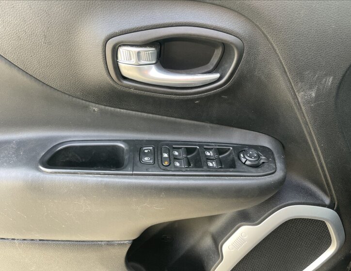 Jeep Renegade SUV / Terénní 2,0 l 103 kw