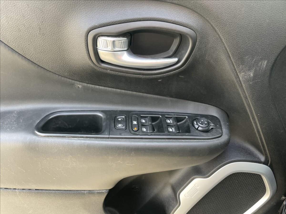 Jeep Renegade SUV / Terénní 2,0 l 103 kw