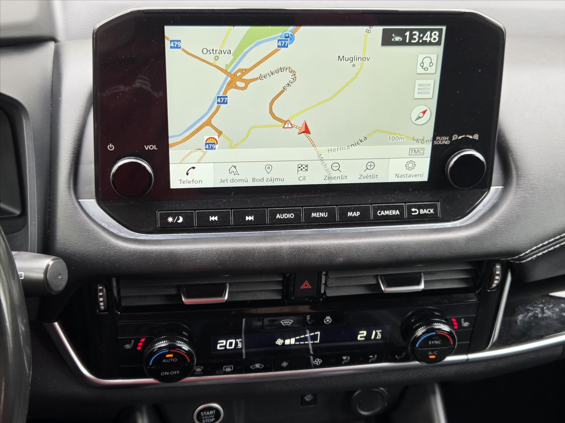 Nissan Qashqai SUV / Terénní 1,3 l 116 kw