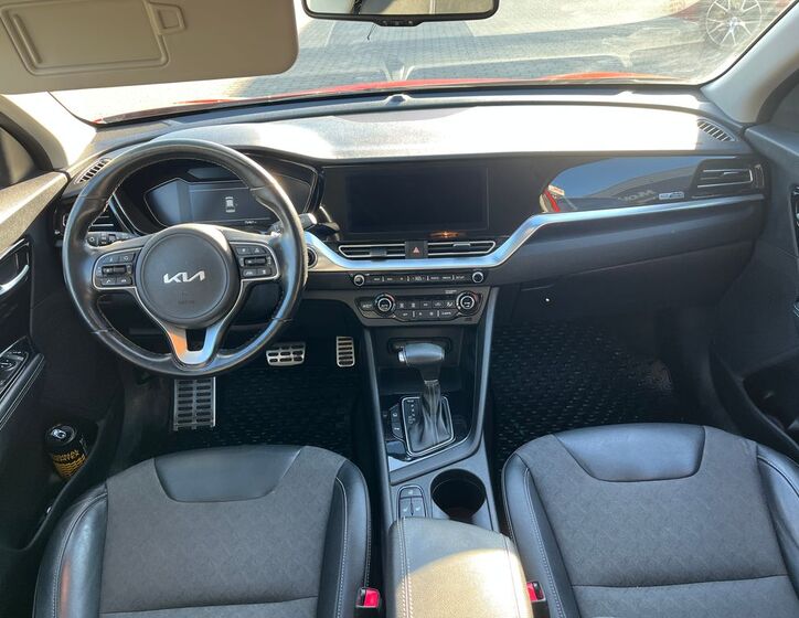 KIA Niro 8