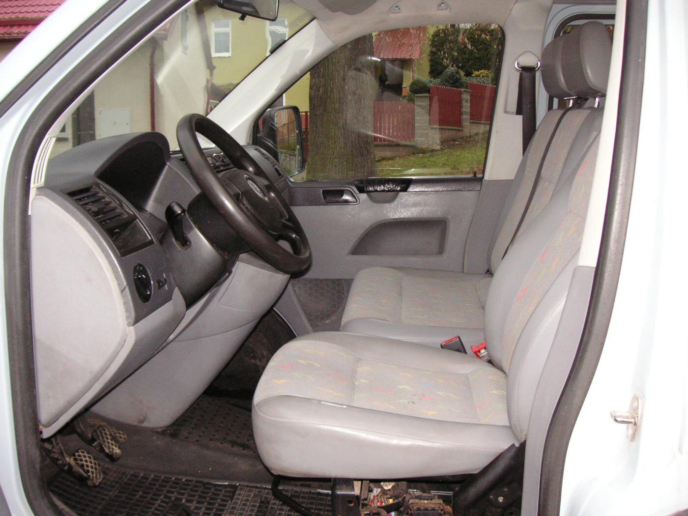 Volkswagen Transporter Valník 2,5 l 96 kw