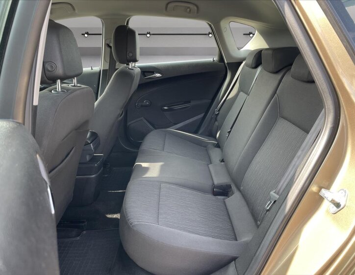 Opel Astra Hatchback 1,6 l 85 kw