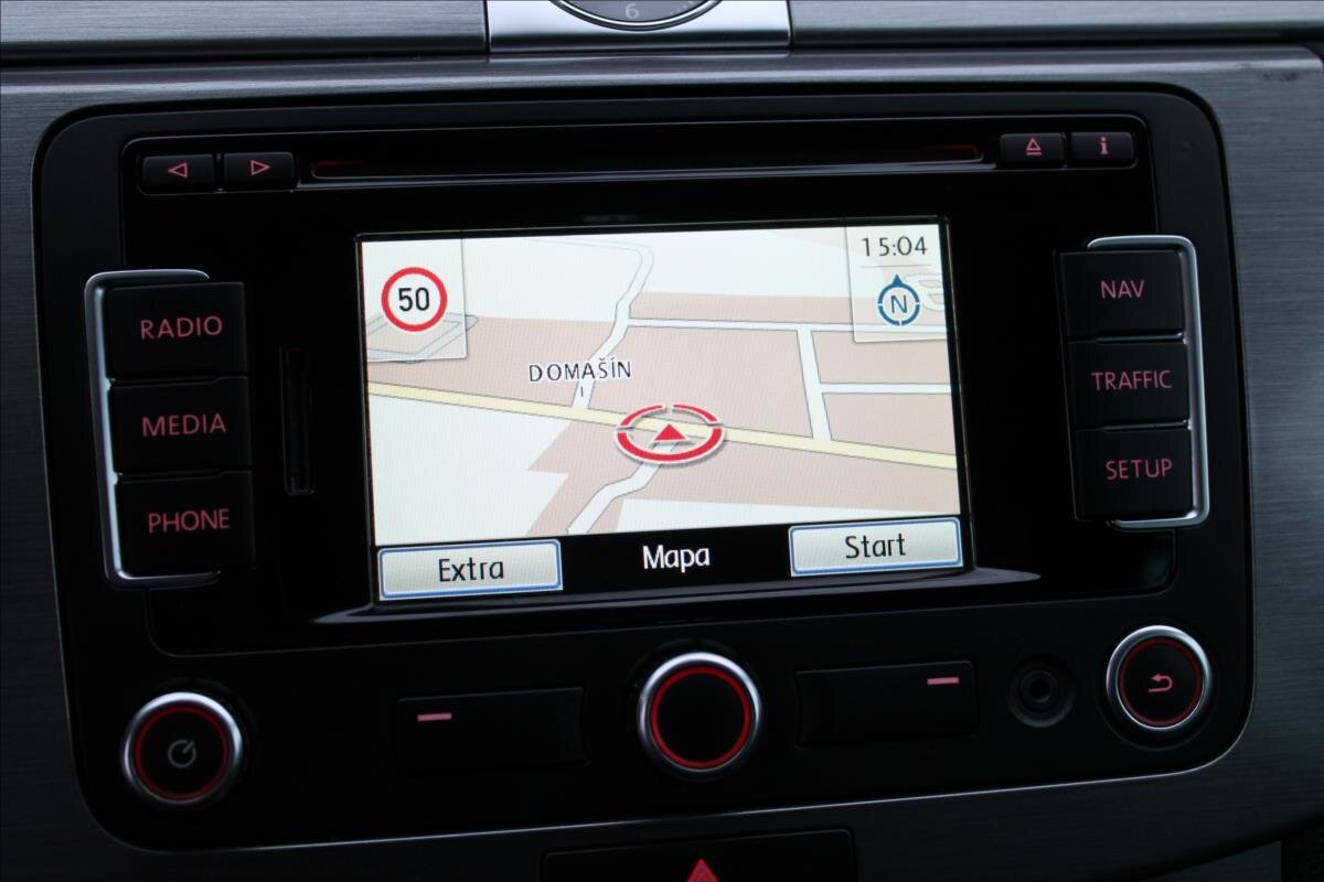 Volkswagen Passat Kombi 1,6 l 77 kw