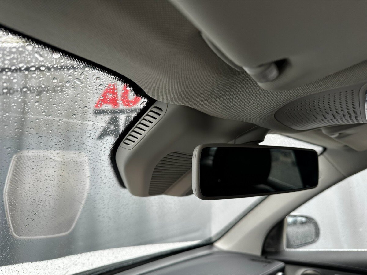 Mercedes-Benz GLC Kombi 2,0 l 143 kw