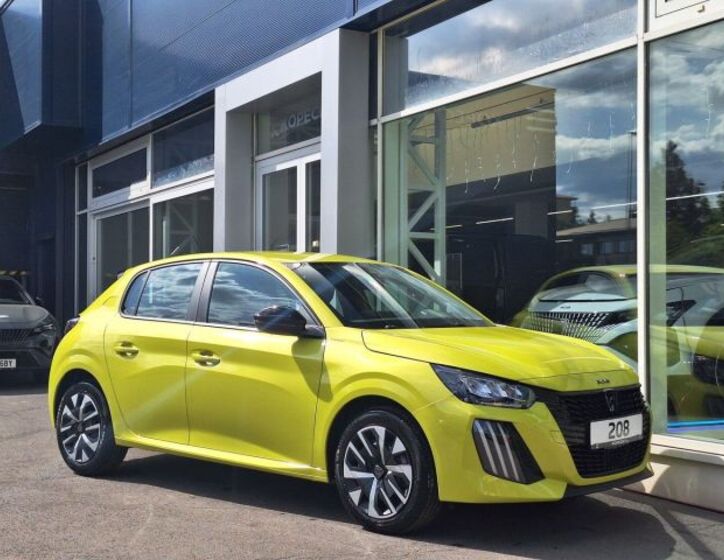 Peugeot 208 9
