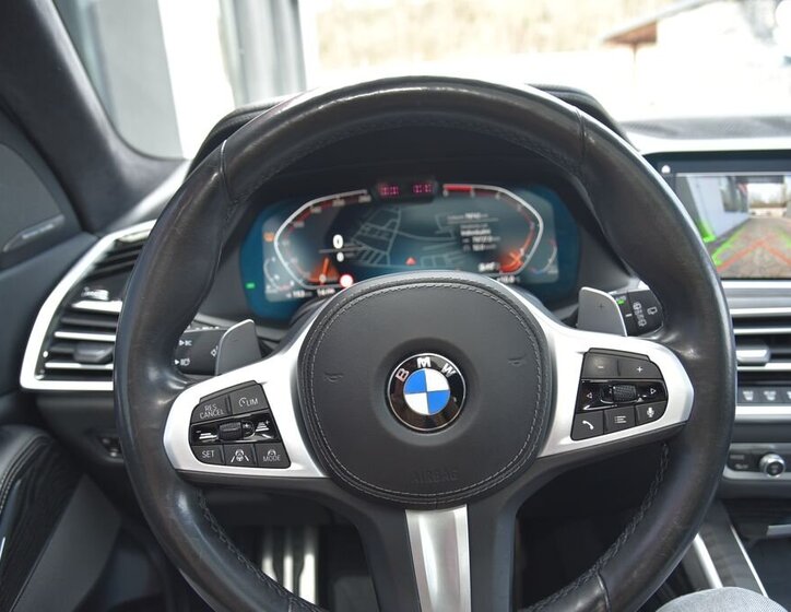 BMW X7 SUV / Terénní 3,0 l 195 kw