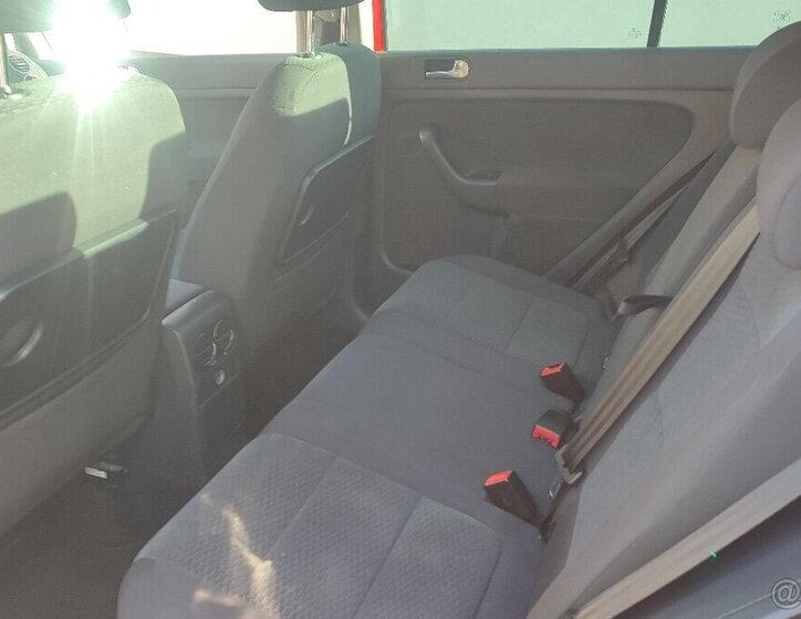 Volkswagen Golf Kombi 1,2 l 77 kw