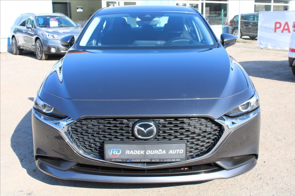 Mazda 3 Sedan / Limuzína 2,0 l 110 kw