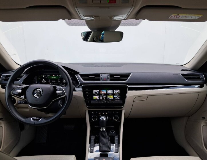 Škoda Superb Liftback 1,4 l 115 kw