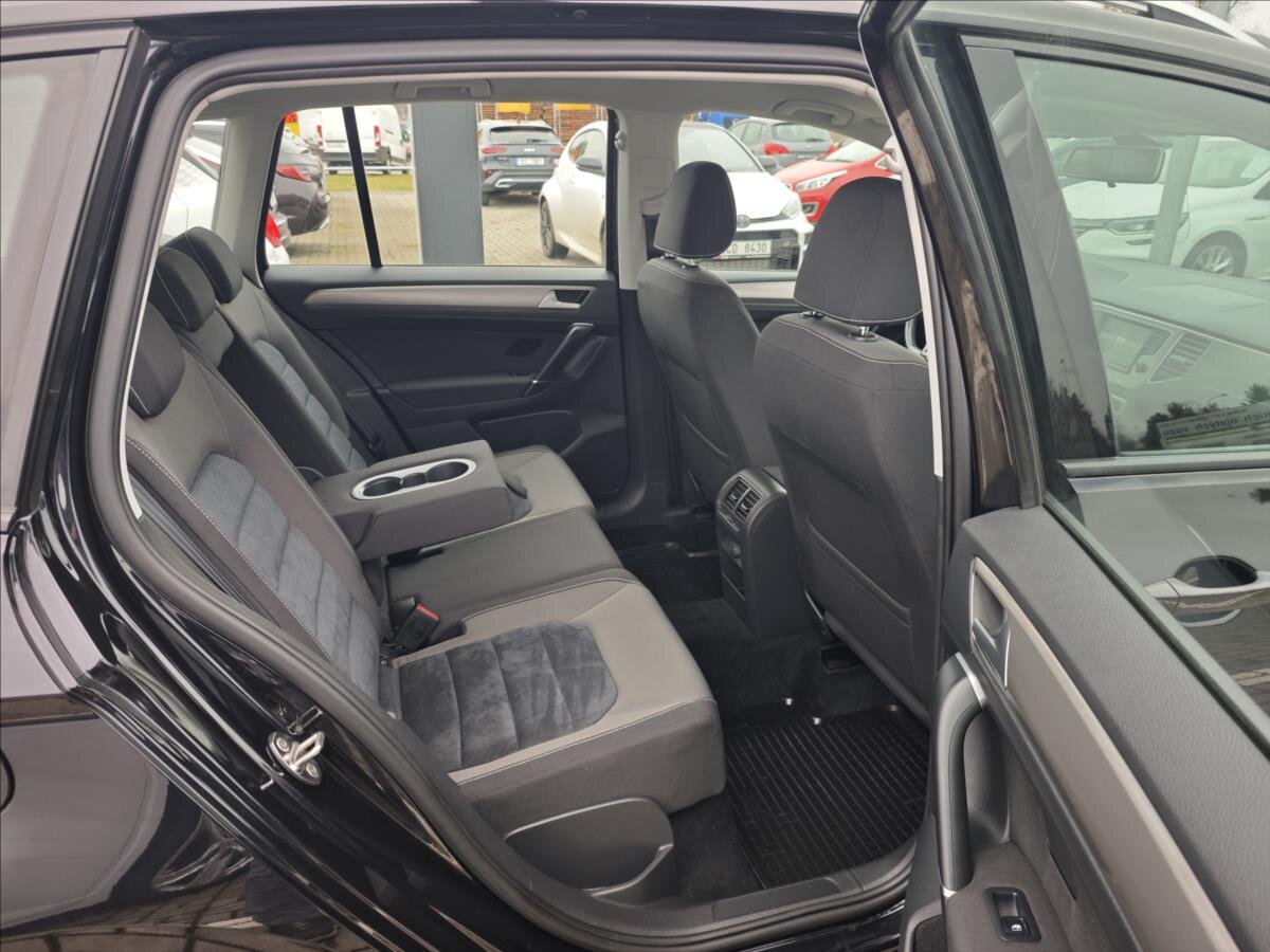 Volkswagen Golf Sportsvan