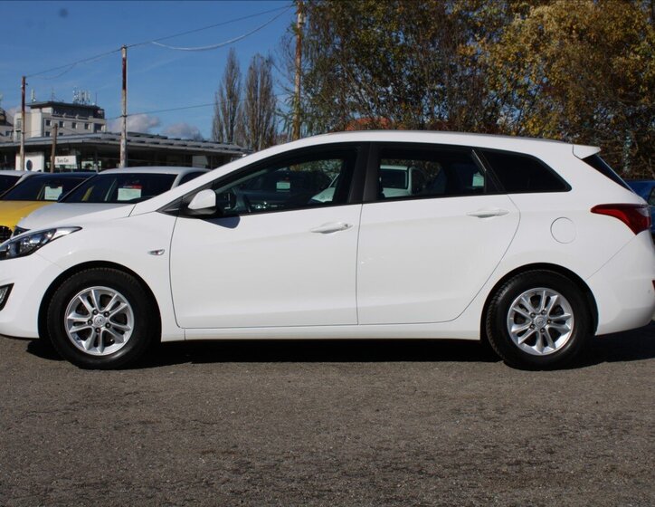 Hyundai i30 Kombi 1,6 l 88 kw