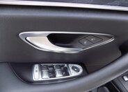 Mercedes-Benz Třídy E 25