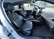 Peugeot 2008 SUV / Terénní 1,6 l 84 kw