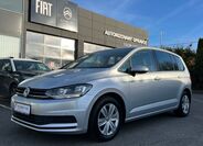 Volkswagen Touran 1
