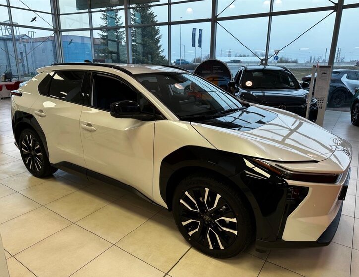 Toyota bZ4X SUV / Terénní 0,0 252 kw