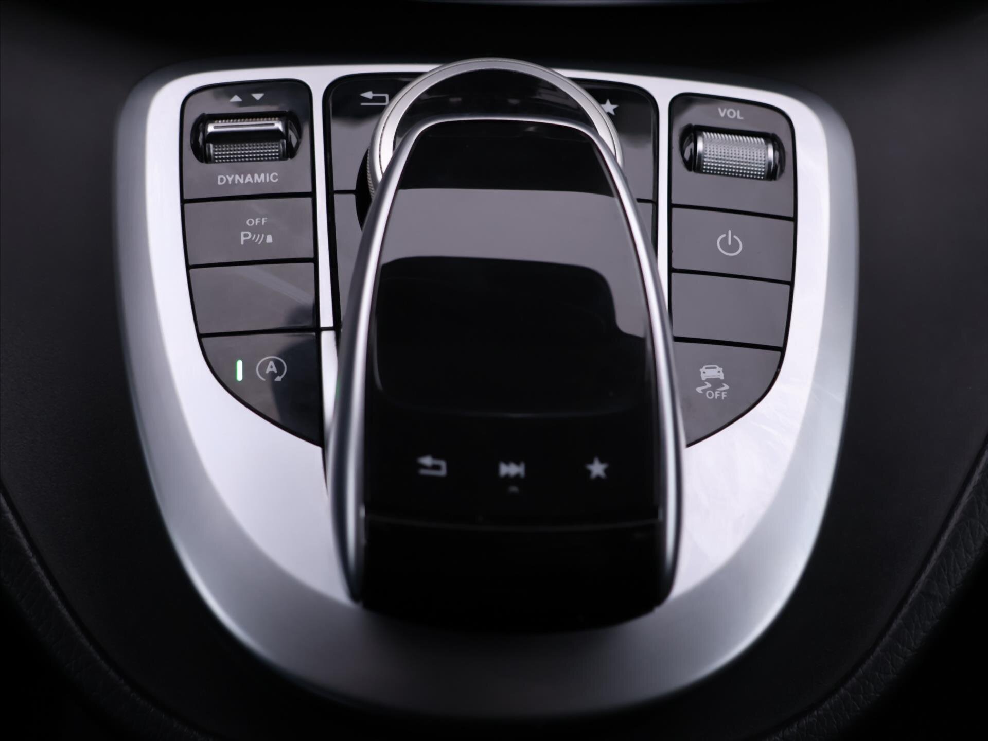 Mercedes-Benz Třídy V Kombi 2,1 l 140 kw