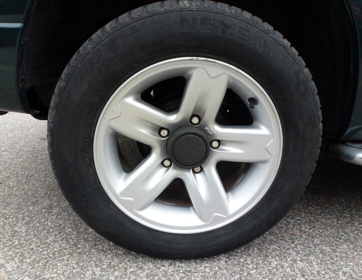 Suzuki Grand Vitara SUV / Terénní 2,0 l 94 kw