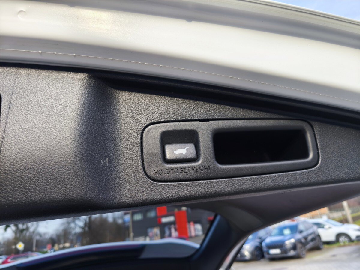 Honda CR-V SUV 2,0 l 107 kw