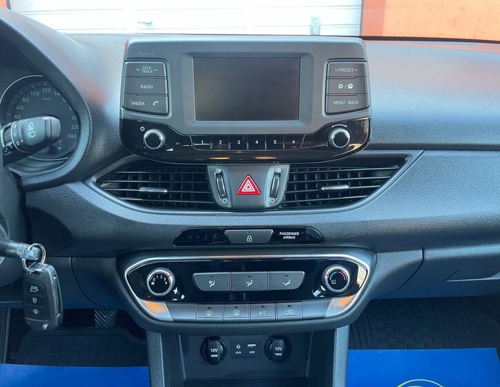 Hyundai i30 Kombi 1,6 l 85 kw