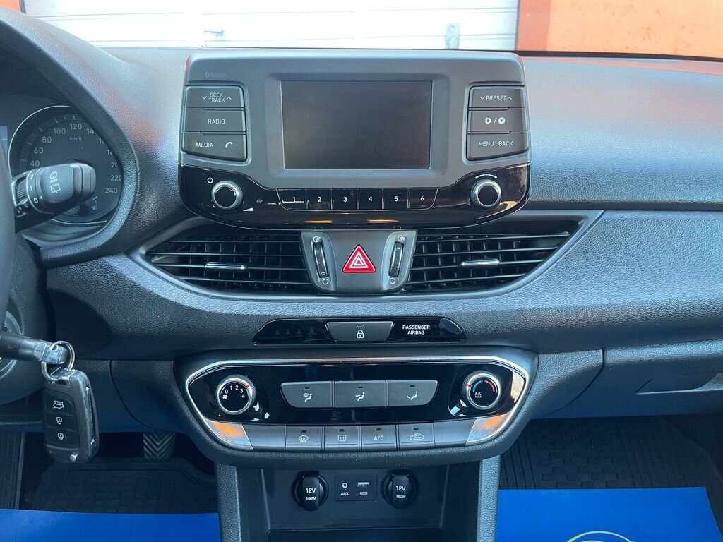 Hyundai i30 Kombi 1,6 l 85 kw