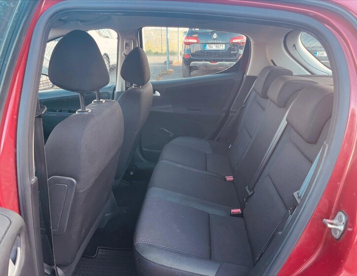 Peugeot 207 Hatchback 1,4 l 54 kw