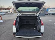 Peugeot 3008 SUV 1,2 l 96 kw