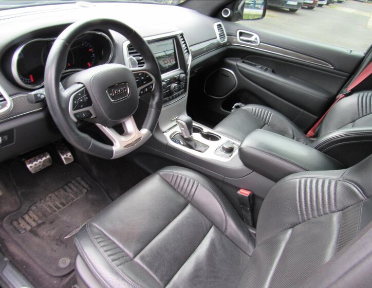 Jeep Grand Cherokee SUV / Terénní 6,2 l 527 kw