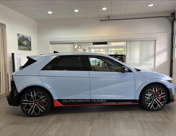 Hyundai IONIQ 43