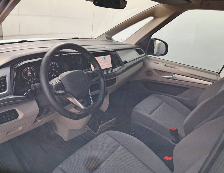 Volkswagen Multivan Kombi 1,5 l 130 kw