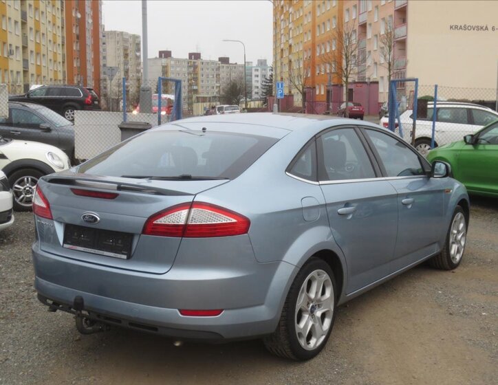 Ford Mondeo Liftback 2,5 l 162 kw