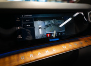 Jeep Grand Wagoneer 38