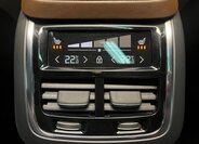 Volvo XC90 32