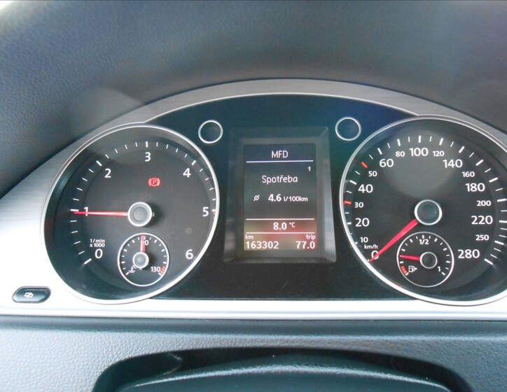 Volkswagen Passat CC 18