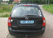 KIA Carens 5