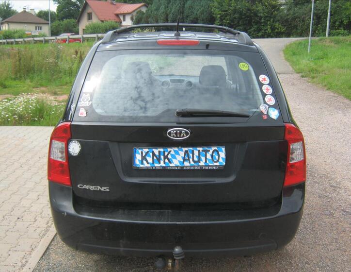 KIA Carens 5