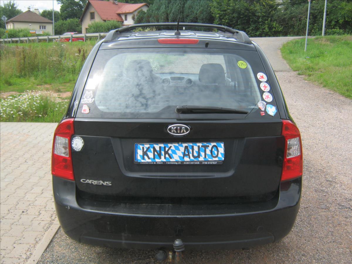 KIA Carens