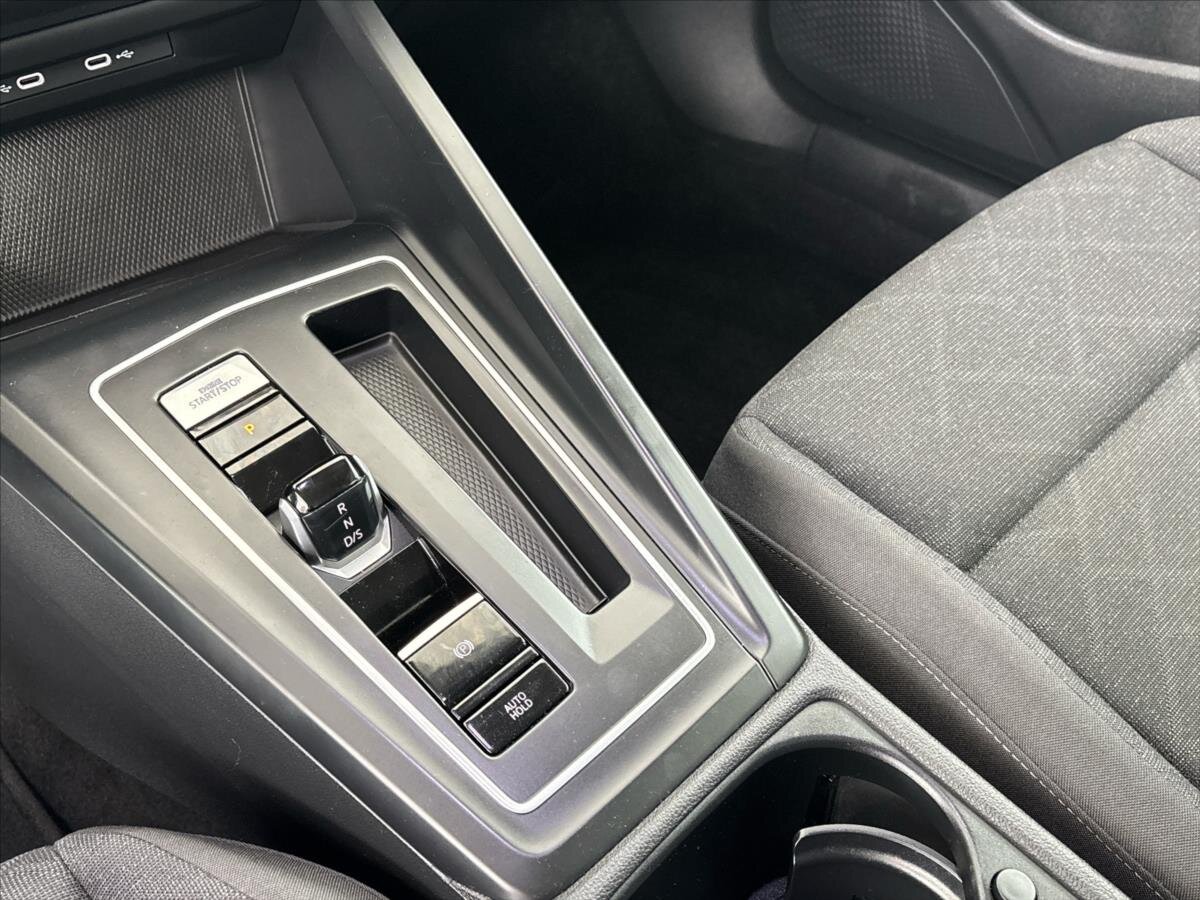 Volkswagen Golf Kombi 2,0 l 85 kw