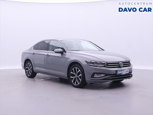 Volkswagen Passat Sedan / Limuzína 1,5 l 110 kw