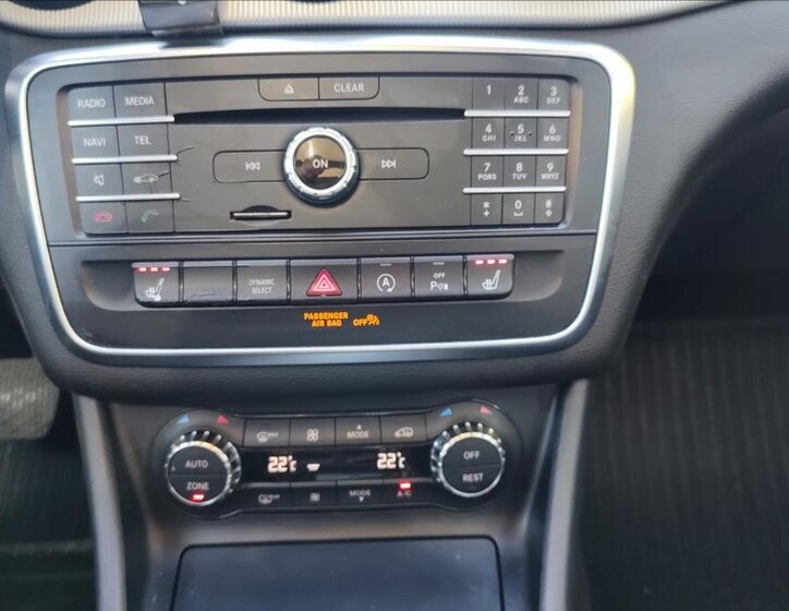 Mercedes-Benz GLA CUV 1,6 l 115 kw