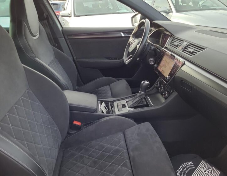 Škoda Superb Kombi 2,0 l 110 kw