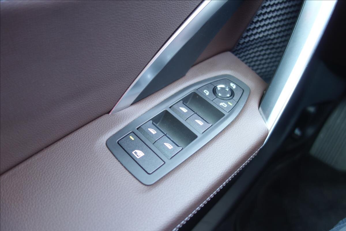 BMW X1 SUV / Terénní 2,0 l 110 kw