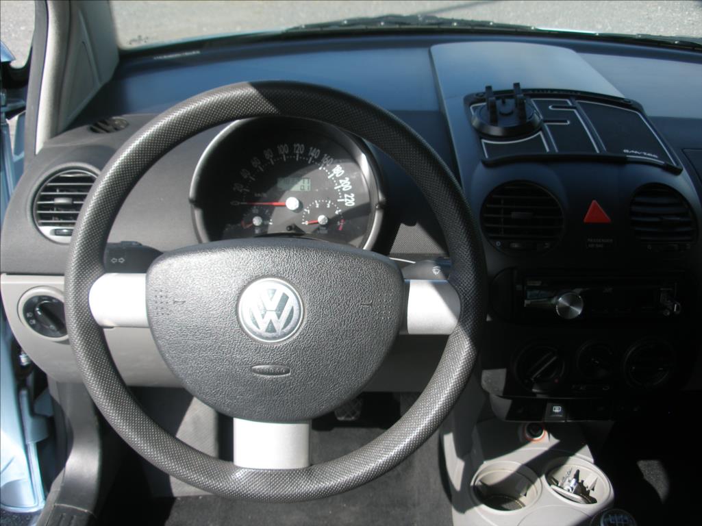 Volkswagen New Beetle