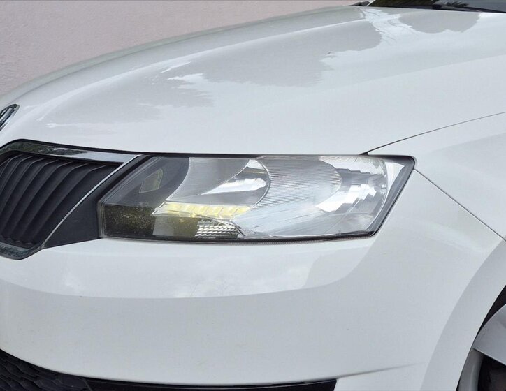 Škoda Rapid Sedan / Limuzína 999,0 70 kw