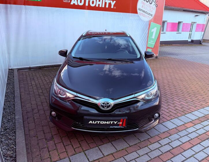 Toyota Auris 2