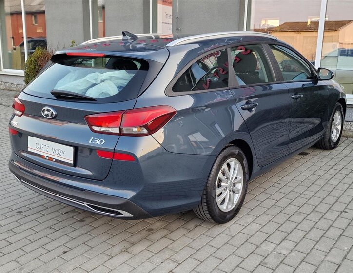 Hyundai i30 Kombi 1,6 l 85 kw